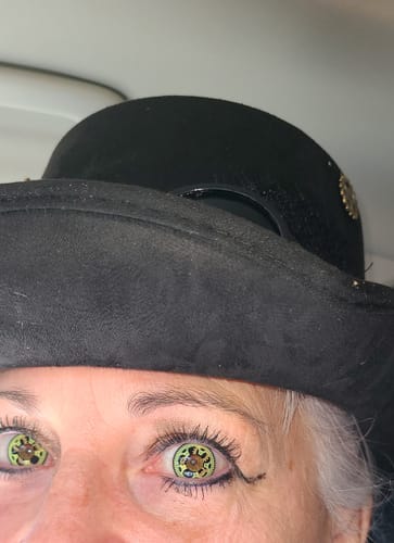 Customer photo review of PRIMAL® Steampunk - Gold Cosplay Colored contact lenses