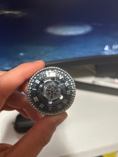 Customer photo review of Twisted Tempo Beyblade Basalt Horogium Metal Masters 145WD BB-104 Takara Tomy