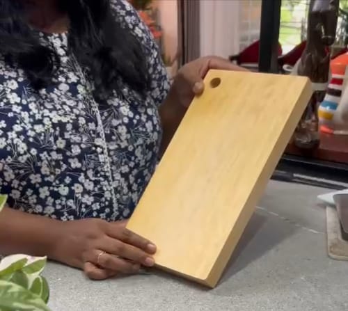 Customer photo review of Chef Bae Tamarind Wood Cutting Board