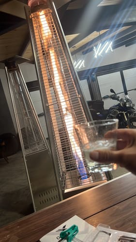 Customer photo review of Calefactor Exterior Piramide Calenton Gas Lp Acero Inox 2.2m Color Plata