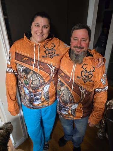 Customer photo review of Maxcorners Personalized Deer Hunting Unisex Hoodie