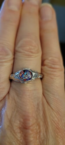 Customer photo review of Leaf Cremation Ring with Cremation Ashes
