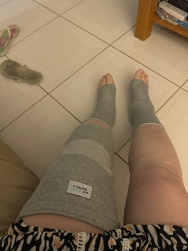 Customer photo review of Premium Anti-Fatigue Bamboo Footsleeves