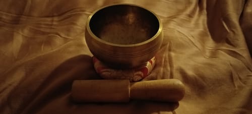 Customer photo review of Hand Hammered Himalayas Singing Bowl
