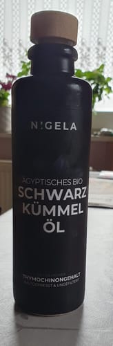 Customer photo review of Ägyptisches Bio Schwarzkümmelöl ungefiltert - kaltgepresst in Rohkostqualität - 200ml