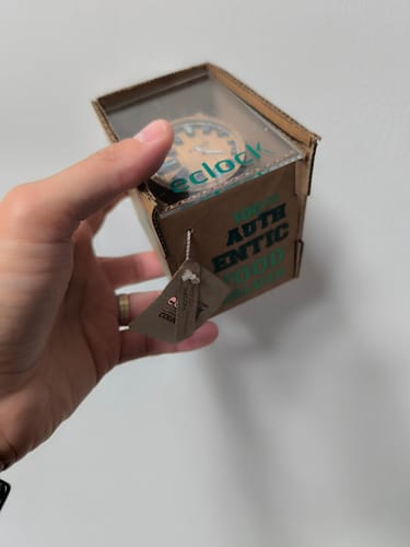 Customer photo review of Reloj Wixarika blue 4.5cms por Eclock