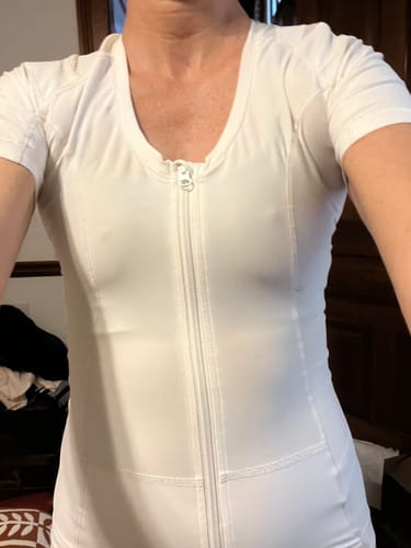 Customer photo review of Posture Shirt For Women - Zipper