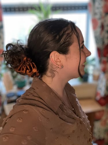 Customer photo review of Pumpkin Silk Scrunchie
