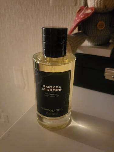 Customer photo review of Smoke & Mirrors | Eau de Parfum