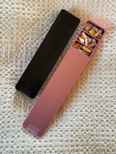 Customer photo review of Weekly Vitamin XL Case