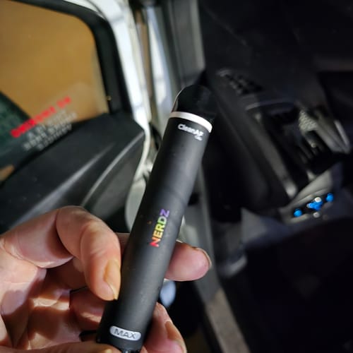 Customer photo review of Nerdz CBD Vape Pen - 500mg