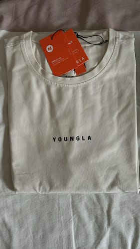 Customer photo review of 401 Essential Jacked Tees