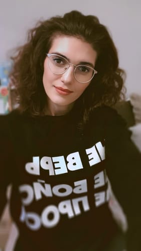 Customer photo review of Extra schwerer Damen Oversized Sweater schwarz - НЕ ВЕРЬ НЕ БОЙСЯ НЕ ПРОСИ - by SAEBIS®