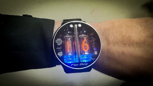 Customer photo review of NIXIE TUBE WATCH 'NIXOID NEXT'