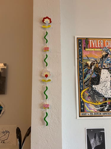 Customer photo review of Flower Wall Chain