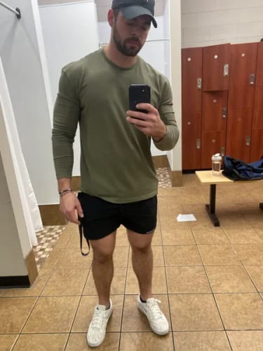 Customer photo review of החולצה המבליטה שרוולים ארוכים