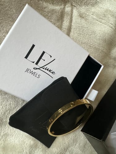 Customer photo review of Cely Bracelet — Gold