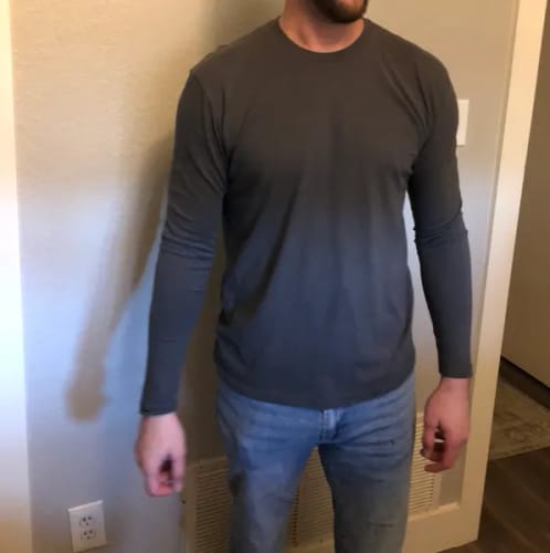 Customer photo review of החולצה המבליטה שרוולים ארוכים