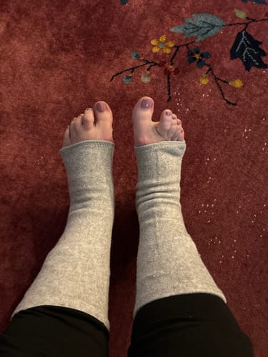 Customer photo review of Premium Anti-Fatigue Bamboo Footsleeves