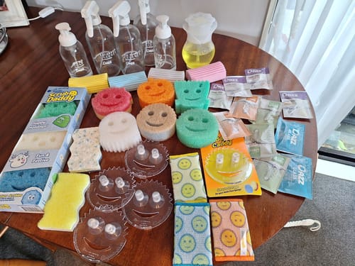 Customer photo review of Scrub Daddy 🎄 Christmas Shapes ❄️ Special Edition 3-Pack! 🎅🏼