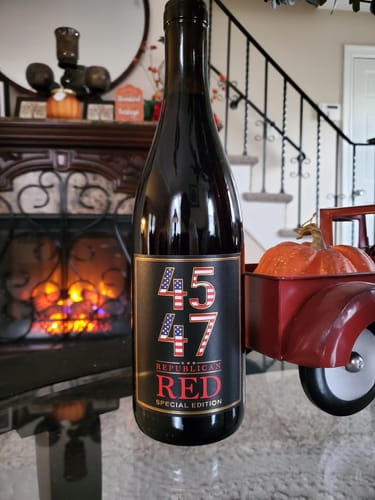 Customer photo review of Pinot Noir '45 + 47'