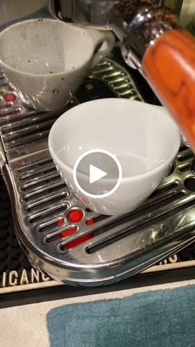 Customer video review of CINNAMON ROLL | DIEGO BERMUDEZ M-03 CASTILLO