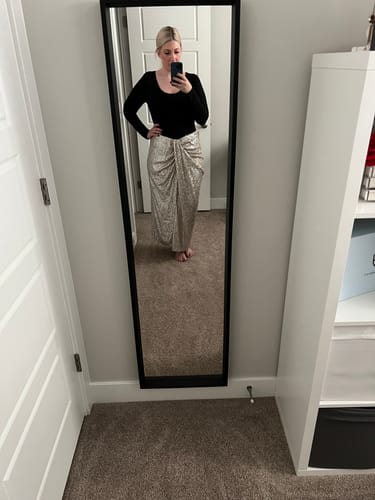 Customer photo review of Long Sleeve Scoop Neck 'Charlotte' Bodysuit - Black