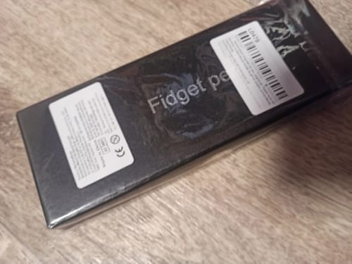 Customer photo review of ELMAS Creative Magnetic Fidget Pen - Stress Relief & Fun!