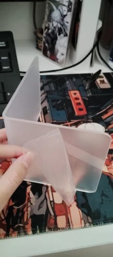 Customer photo review of ELMAS Modern Clear Acrylic Bookends for Stylish Organization