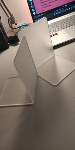 Customer photo review of ELMAS Modern Clear Acrylic Bookends for Stylish Organization