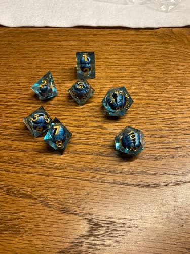 Customer photo review of Sapphire Dragon Eye Flüssigwürfel Set
