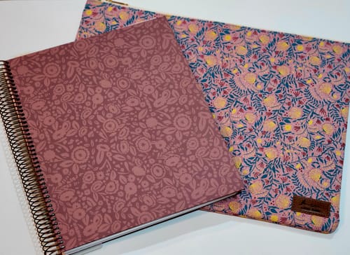 Customer photo review of CHICAGO: Accessory Pouch, Mauve Mood