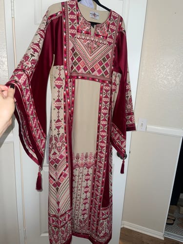 Customer photo review of Beige/Burgundy Triangle Full Embroidered Thobe