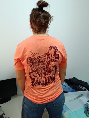 Customer photo review of SNATCH T-SHIRT – ORANGE