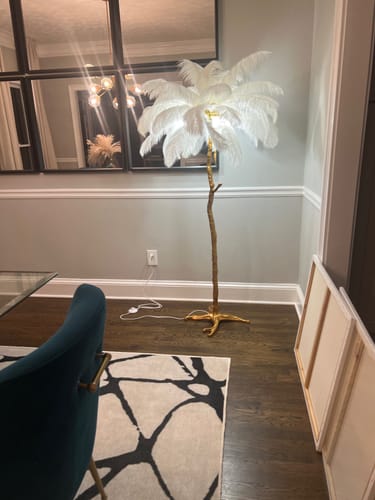 Customer photo review of Lampadaire plume nordique de luxe pied en cuivre