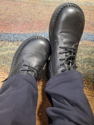 Customer photo review of Wide Toe Box Non-slip Leather Retro Ankle Boots