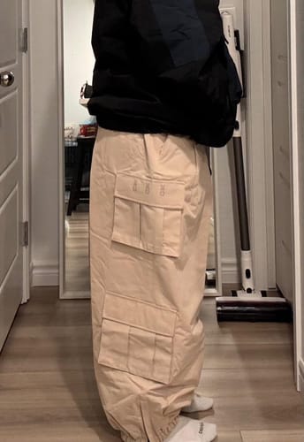 Customer photo review of Stylish Cargo Baggy Snowboard Pants Couple Style
