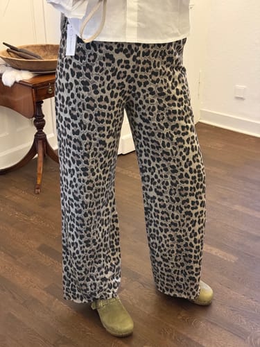 Customer photo review of KIM Sweat Marlenehose - leo