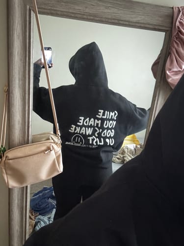 Customer photo review of "SMILE" Set | Black & White