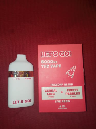 Customer photo review of Let's Go! 6000mg Takeoff Blend THC | 6ml Disposable