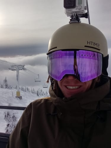 Customer photo review of The Valorie Snow Goggle - Grape Ice Lens
