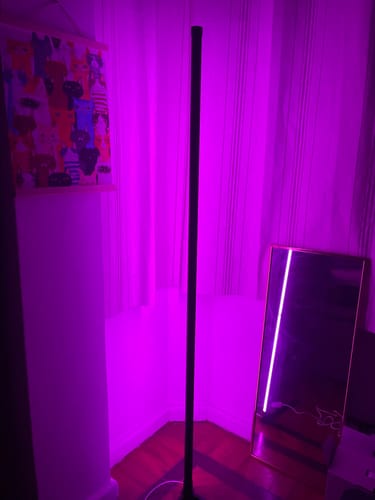 Customer photo review of Lampe d'angle Led intelligent RGB avec télécommande et Application Bluetooth LD001