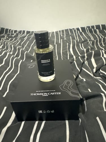 Customer photo review of Smoke & Mirrors | Eau de Parfum