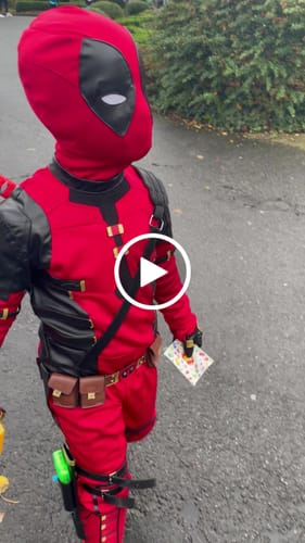 Customer video review of Kinder Deadpool & Wolverine (2024) Wade Wilson Cosplay Kostüm