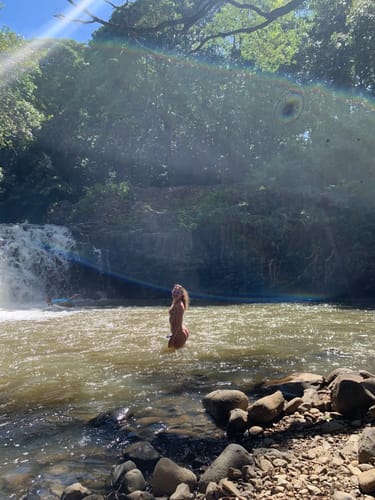 Customer photo review of Noe - Scrunch Triangle Bikini Top