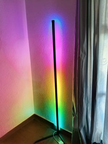 Customer photo review of Lampe d'angle Led intelligent RGB avec télécommande et Application Bluetooth LD006