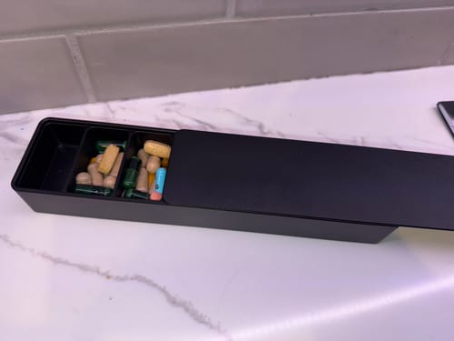 Customer photo review of Weekly Vitamin XL Case