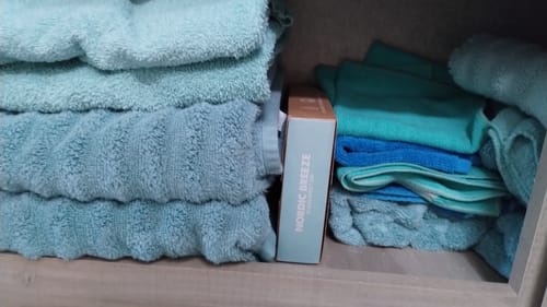 Customer photo review of Nordic Breeze Scented Laundry Sheets