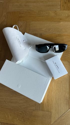 Customer photo review of MODA.