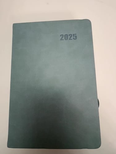 Customer photo review of XV 2025 Daily Planner